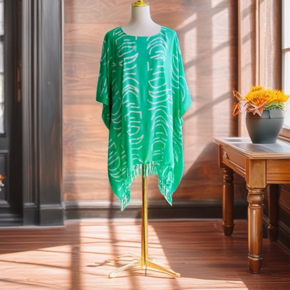 0146/ Half Moon Pattern Poncho, Light Green rayon Poncho - Picture 7 of 8